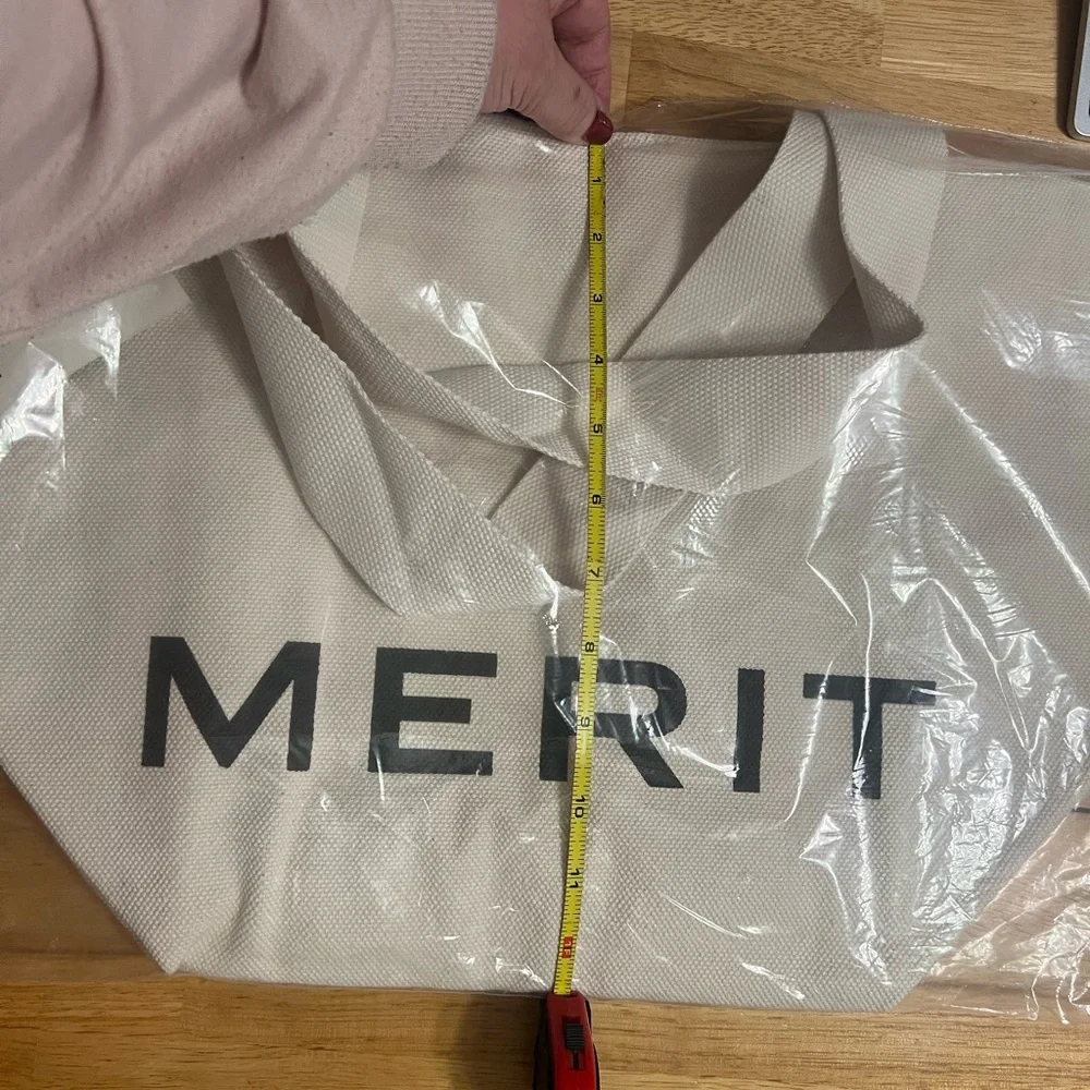 Merit The Everything Cream Bag - Picture 12 of 13